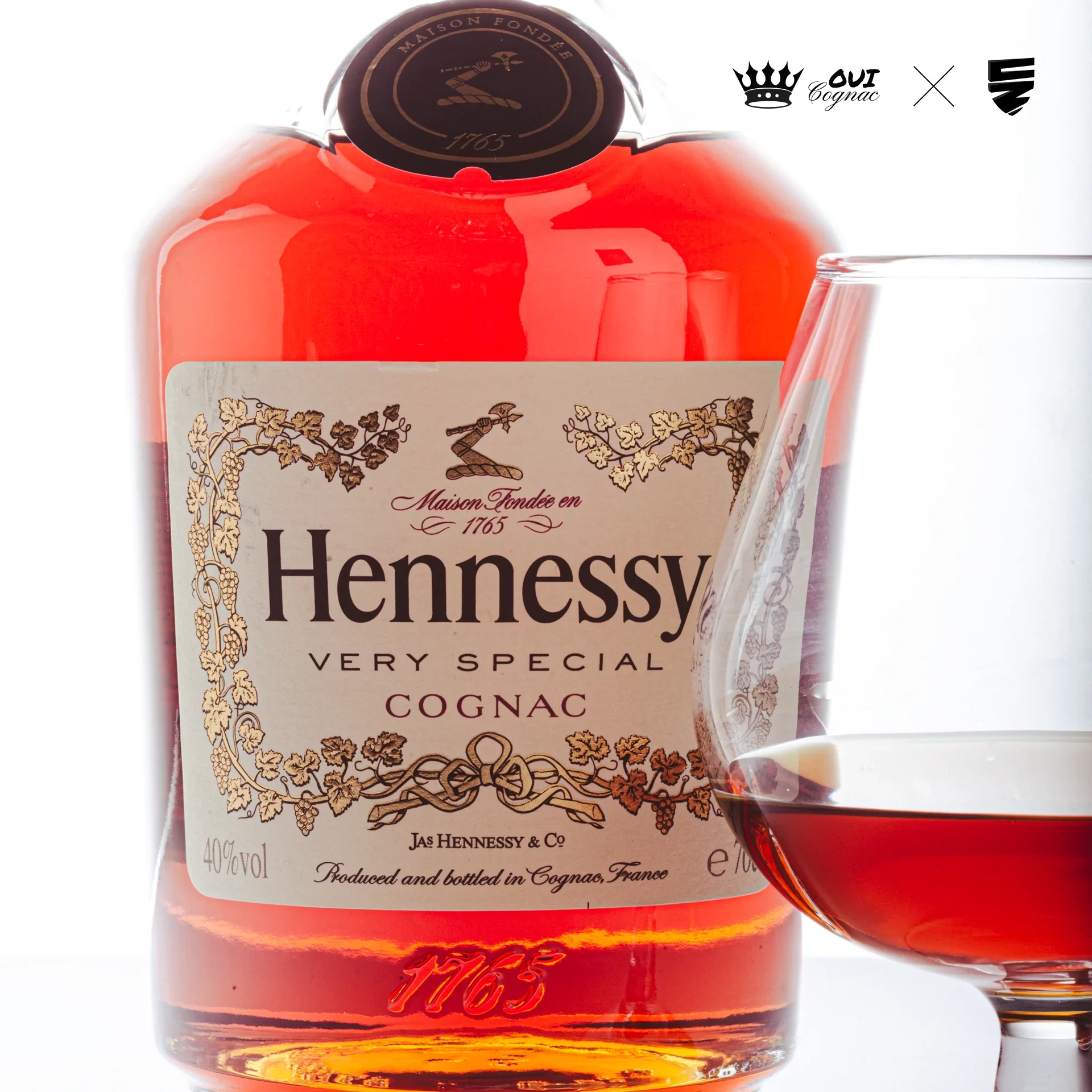 Hennessy VS cognac zoom